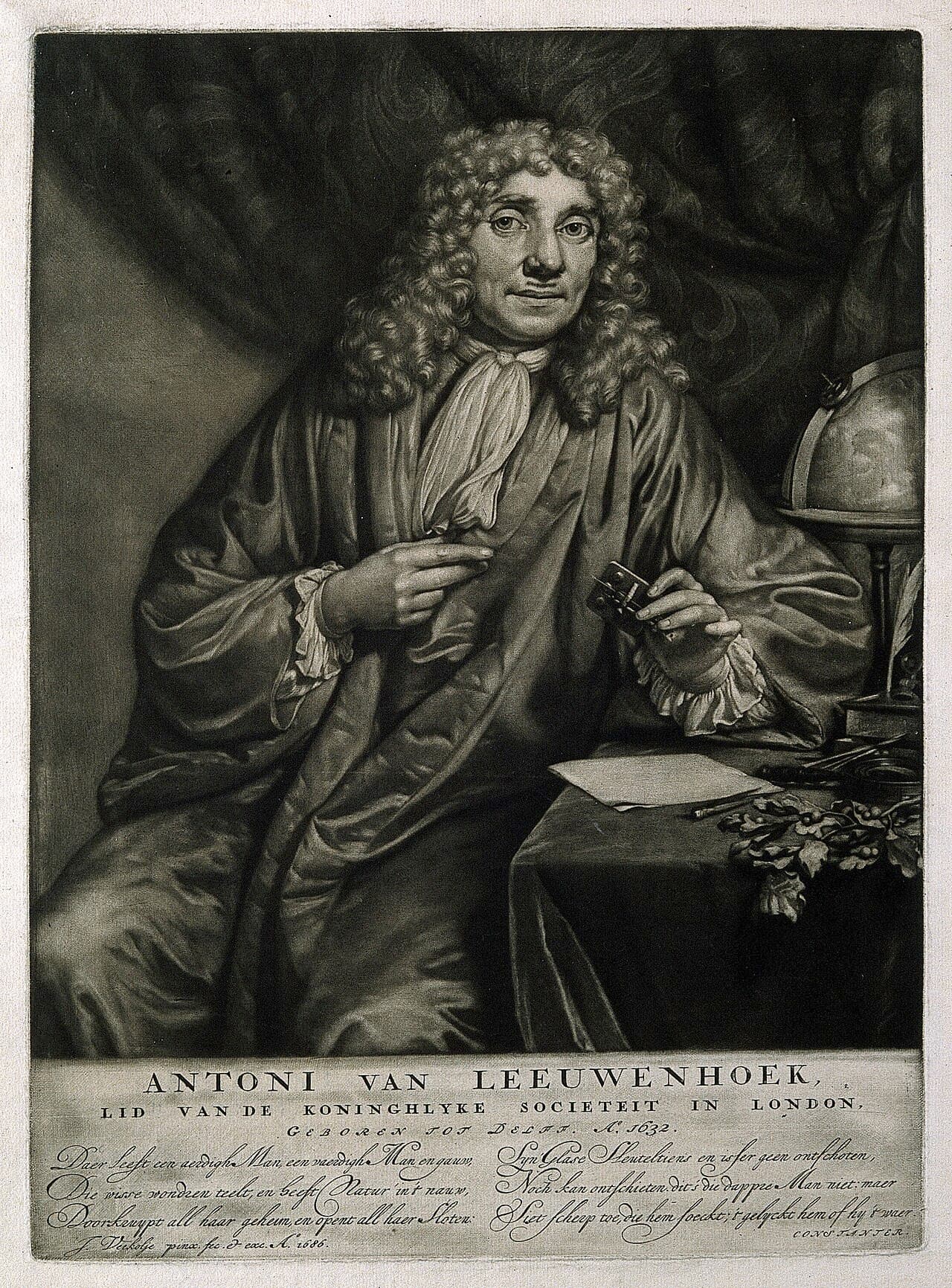 Un portrait gravé de 1686 d'Antonie van Leeuwenhoek, un homme d'âge mûr en habits néerlandais du XVIIe siècle.